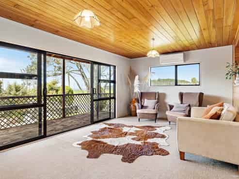 2639 Awhitu Road, Awhitu