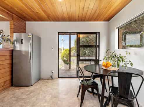 2639 Awhitu Road, Awhitu