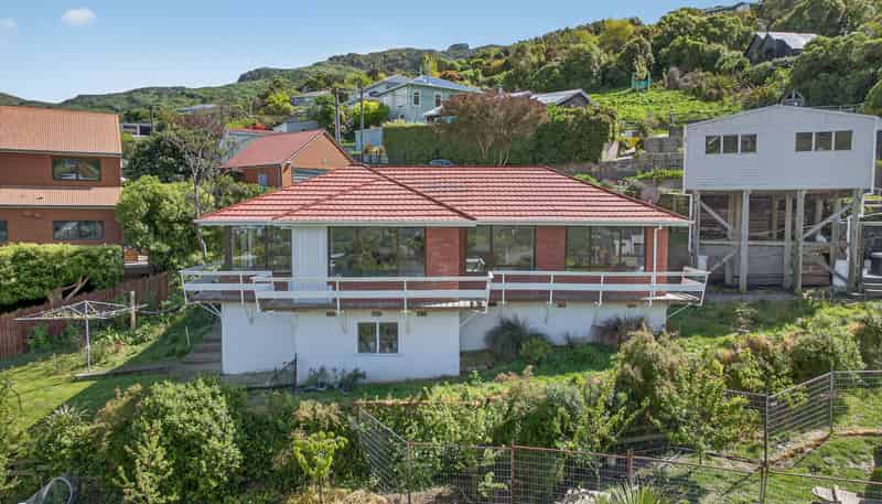 13 Days Road, Lyttelton