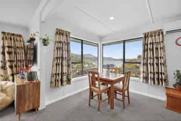 13 Days Road, Lyttelton
