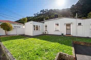 18-20 Poplar Grove, Thorndon