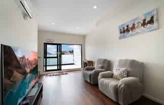 4/68 Smythe Road, Henderson