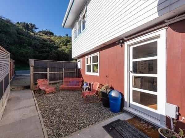 52B Melrose Road, Island Bay