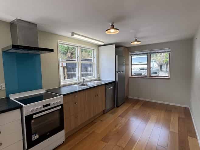 52B Melrose Road, Island Bay