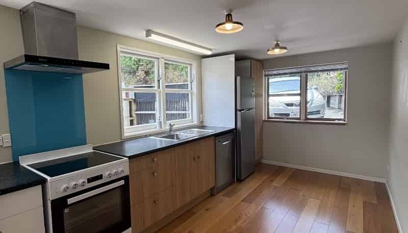 52B Melrose Road, Island Bay