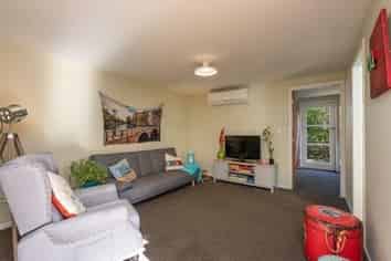52B Melrose Road, Island Bay