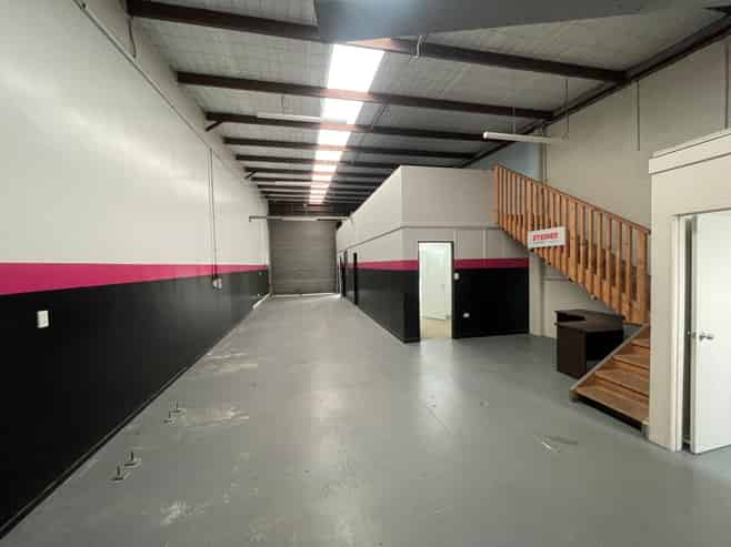 Rare workshop on Whangarei CBD fringe