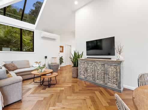 10 Zita Avenue, Matakatia