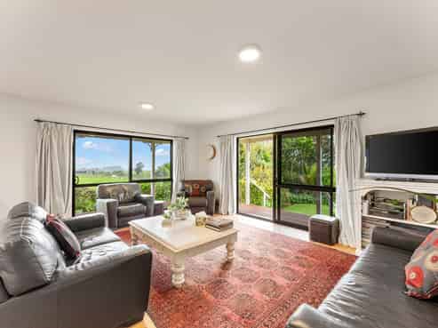 177 Koru Road, Oakura