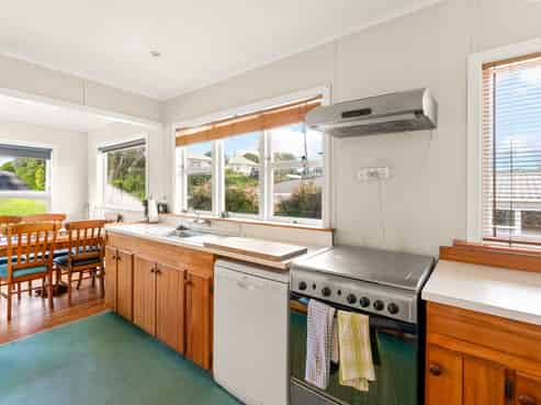 130 Brooklands Road, Brooklands