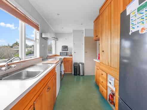 130 Brooklands Road, Brooklands