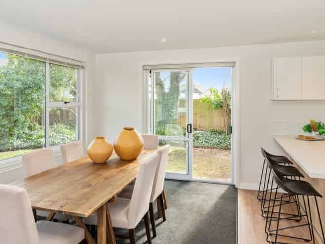 8a Rosedale Place, Avonhead