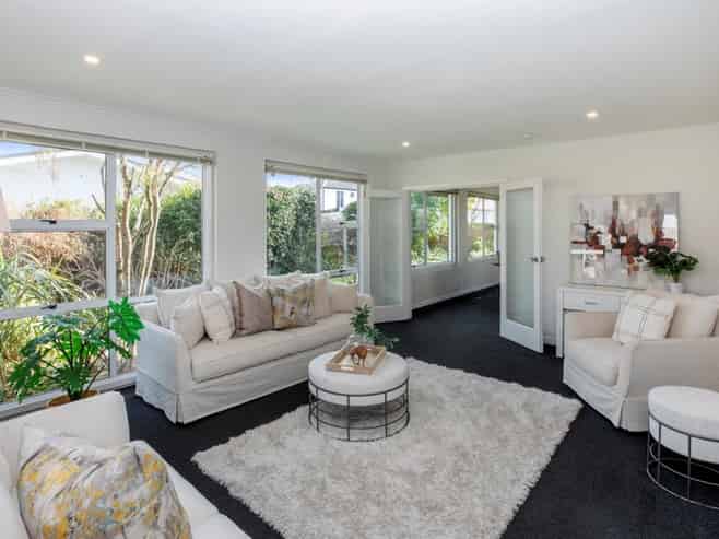 8a Rosedale Place, Avonhead