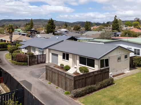 160A Ranolf Street, Glenholme