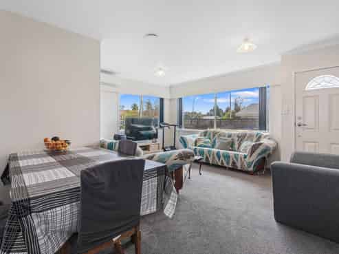 160A Ranolf Street, Glenholme