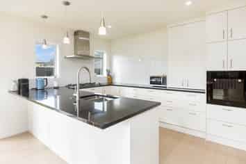 15 Filmer Crescent, Wallaceville