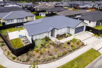 15 Filmer Crescent, Wallaceville