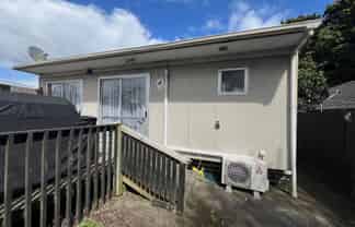 5B Knights Drive, Hillpark