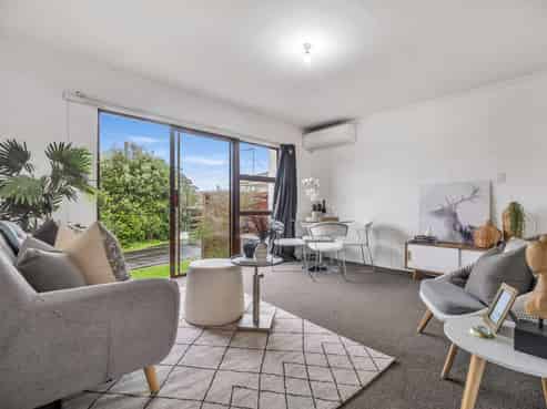 2/32 Domain Street, Waiuku