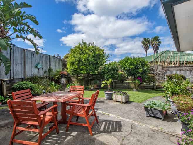 8 Workman Way, Onerahi