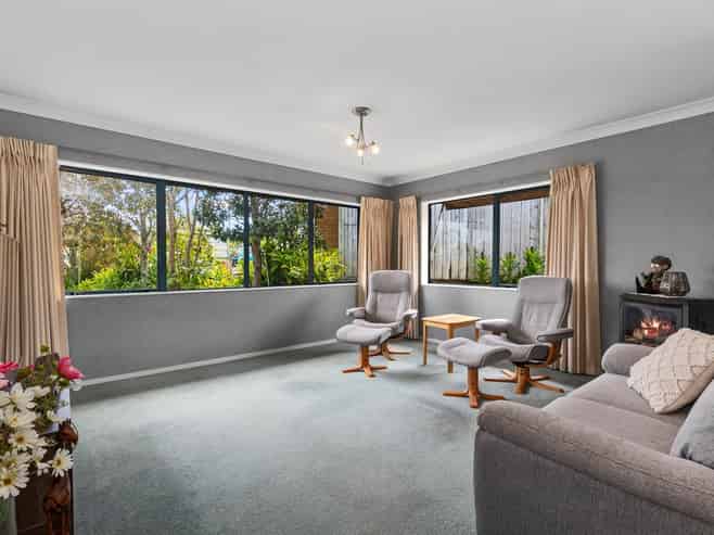 8 Workman Way, Onerahi
