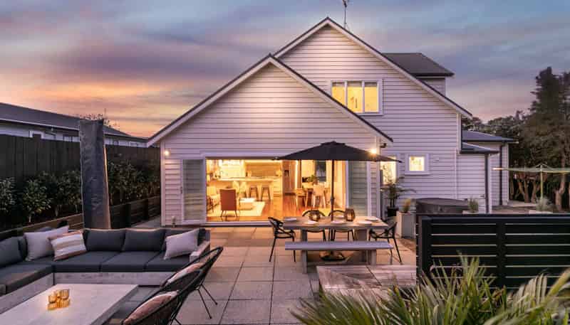 19 Greenhithe Road, Greenhithe