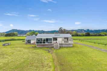 1700 State Highway 30, Awakeri