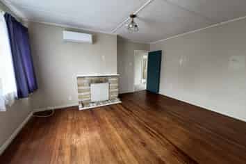 27 Goldsmith Crescent, Levin