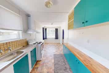 27 Goldsmith Crescent, Levin