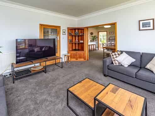 2 Kent Road, Saint Johns Hill