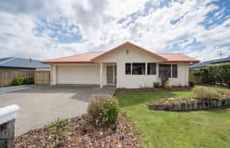 17 Covent Drive, Stoke