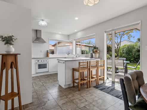 4 Rosaline Frank Street, Stoke