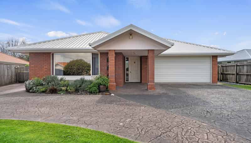 4 Rosaline Frank Street, Stoke