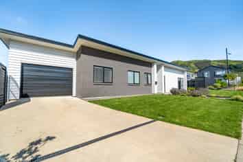 1 Taraiti Crescent, Porirua