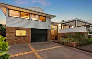 2/33 Sharon Road, Torbay