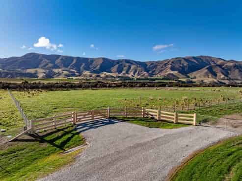 Lots 1-4 Luggate to Cromwell Road, Luggate