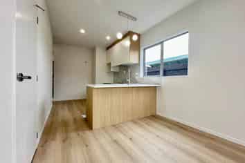 9/9 Coral Crescent, Panmure