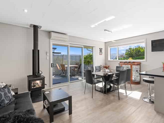 11 Braeburn Street, Vauxhall