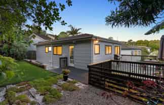 2/4 Kupari Place, Totara Vale