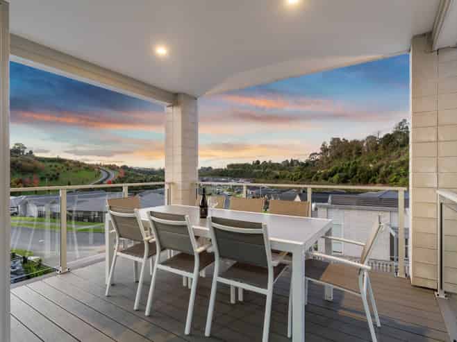 3 Kihona Rise, Pyes Pa