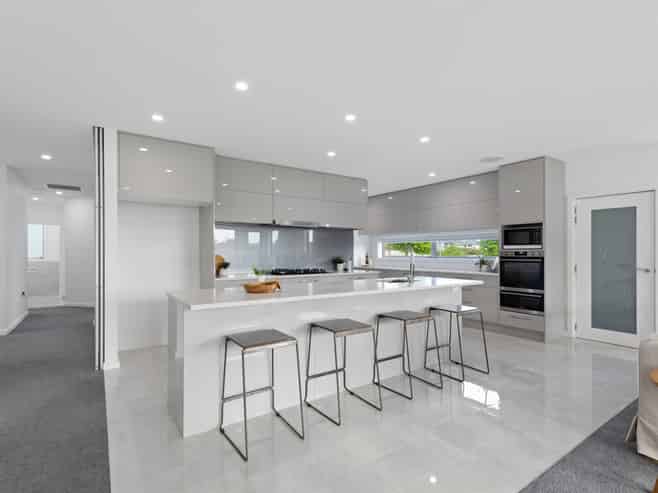3 Kihona Rise, Pyes Pa