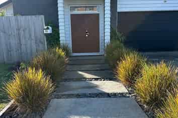 77 Granville Drive, Massey
