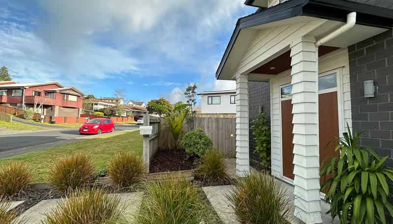 77 Granville Drive, Massey