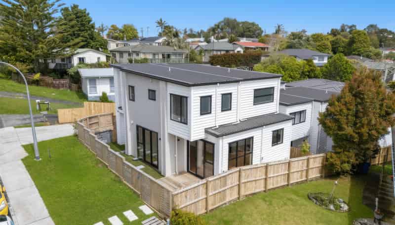 7A Hewlett Road, Massey