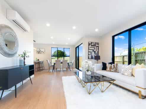 7A Hewlett Road, Massey