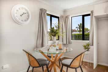 55C Thomas Road, Huntington