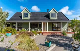 37 Erris Street, Johnsonville