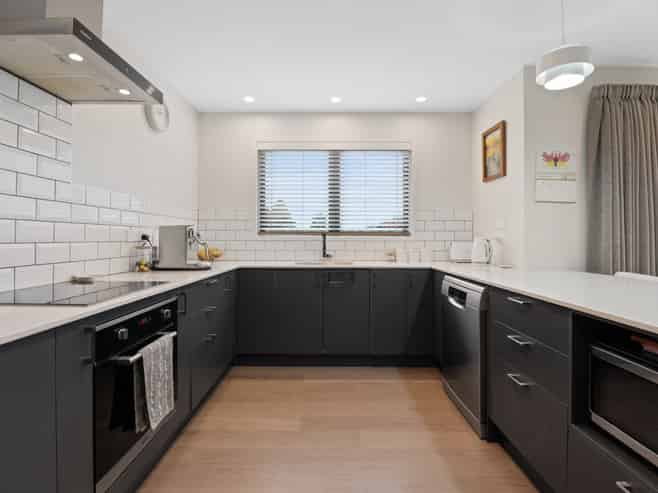1A Westbourne Avenue, Pomare
