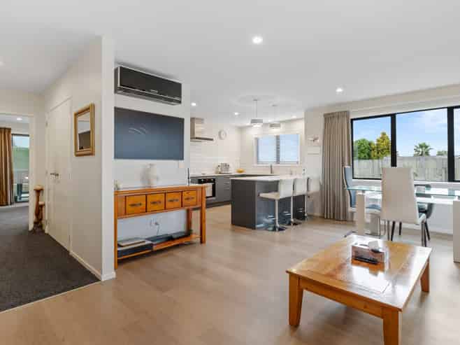 1A Westbourne Avenue, Pomare