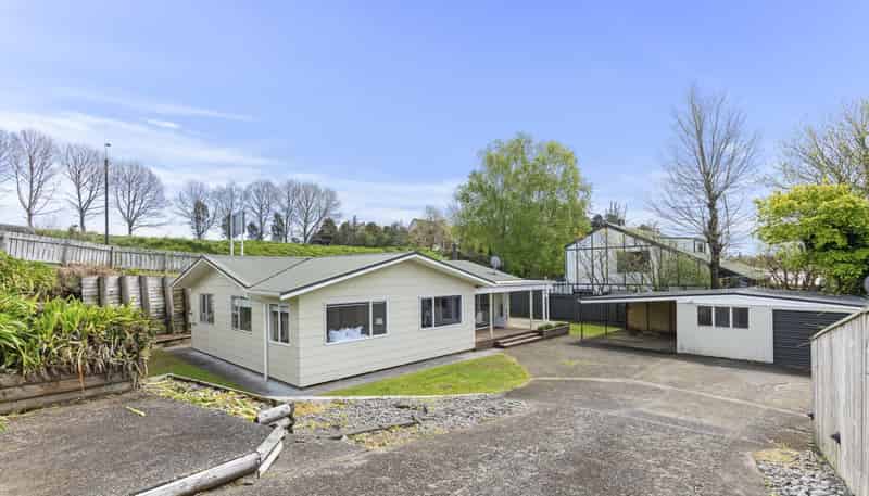 1 Branch Road, Welbourn